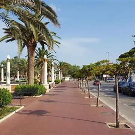Lejlighed Comfortable Apartment In Giulianova Next To The Sea Giulianova