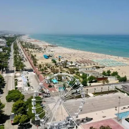 Lejlighed Comfortable Apartment In Giulianova Next To The Sea